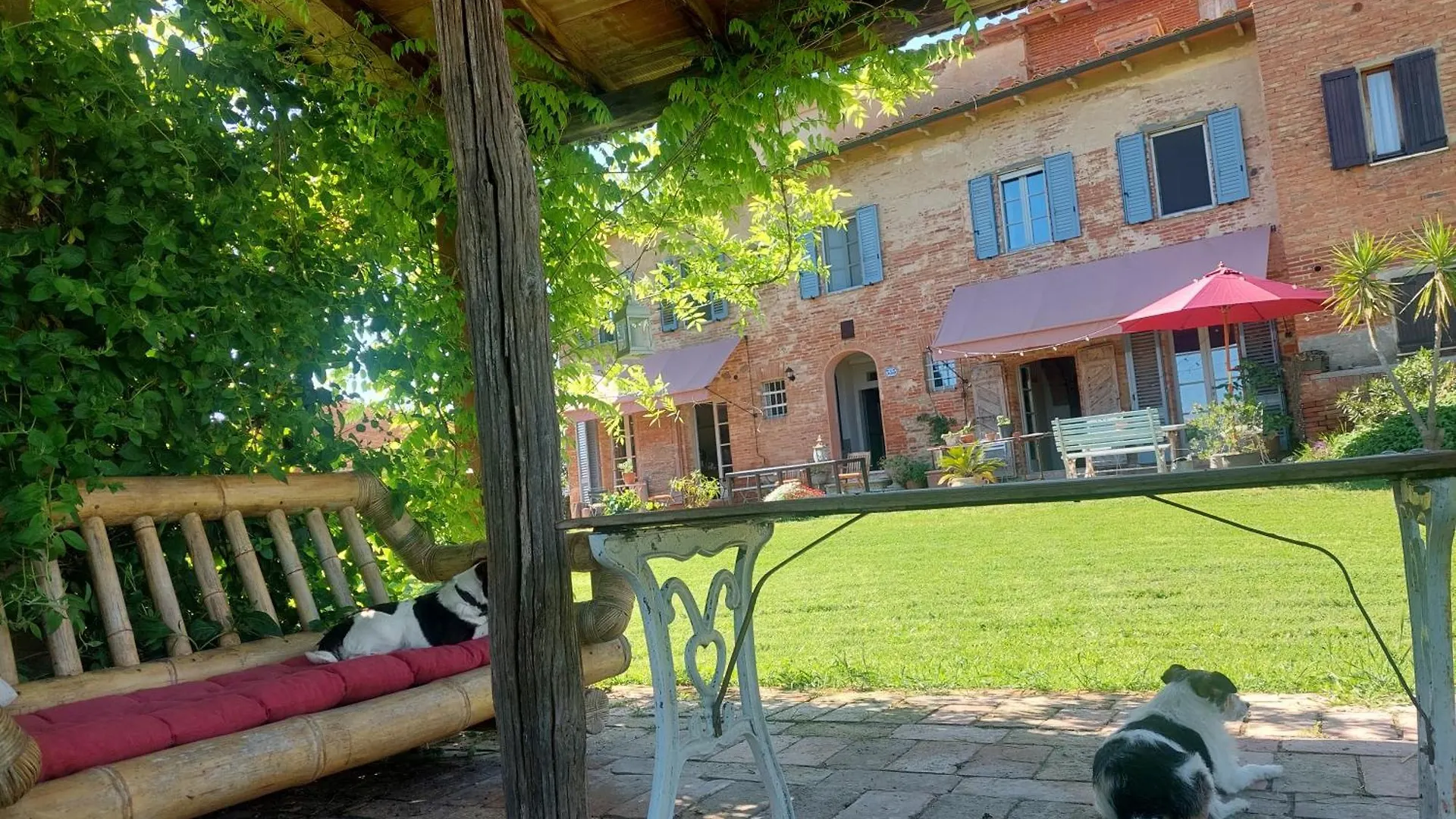 Casa Ezio Marchi Acomodação com café da manhã Bettolle Itália